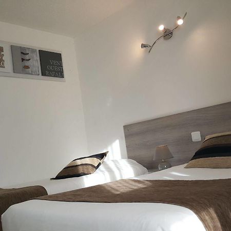 Hotel Eclipse Magnanville Экстерьер фото