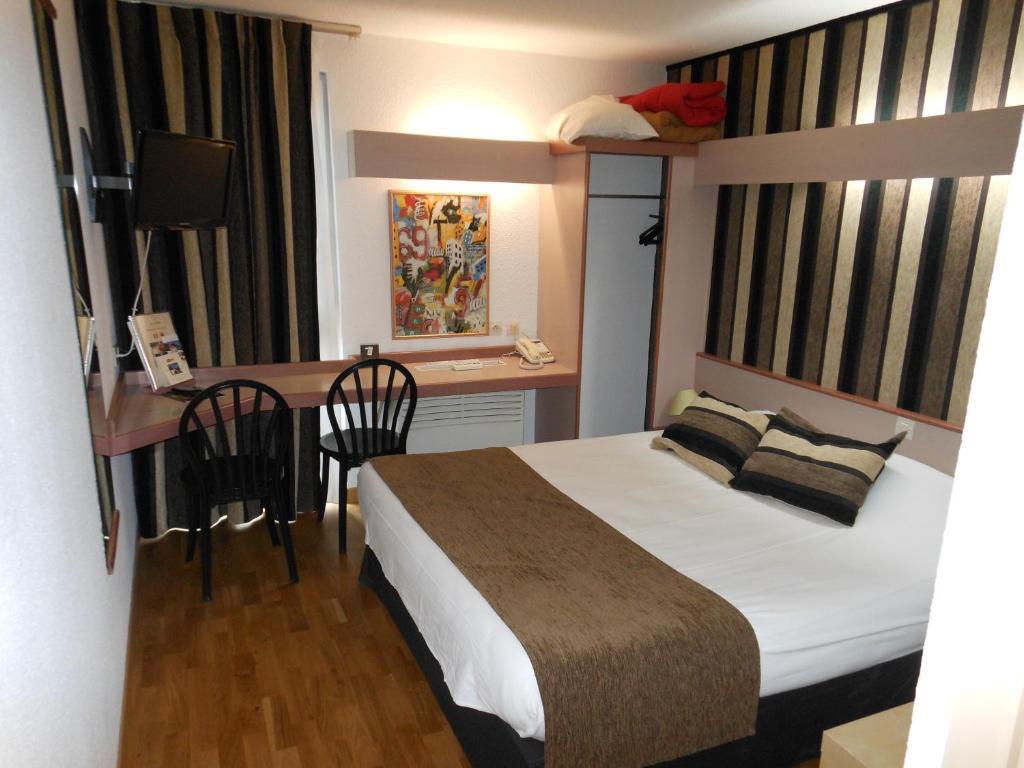 Hotel Eclipse Magnanville Номер фото