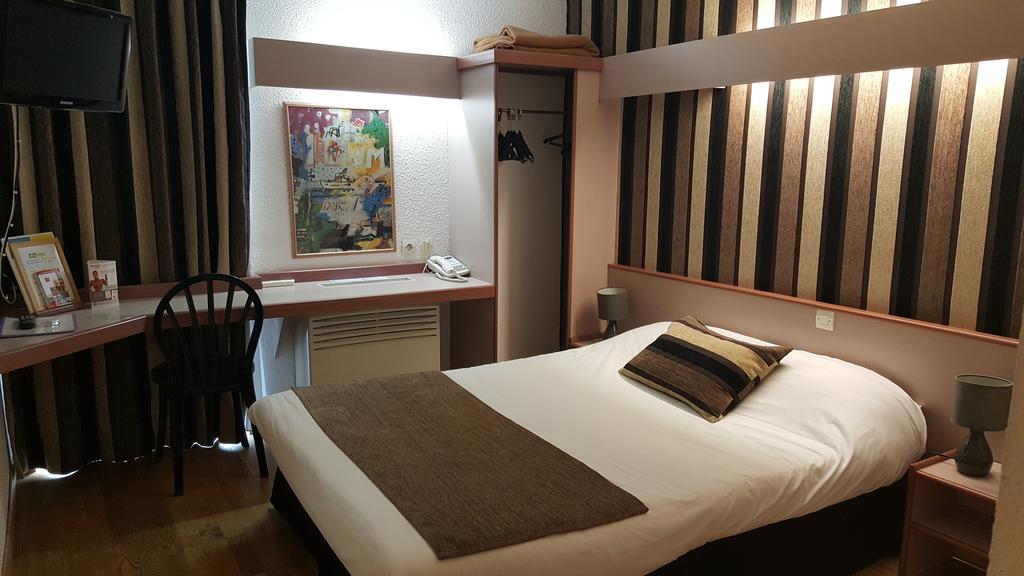 Hotel Eclipse Magnanville Экстерьер фото