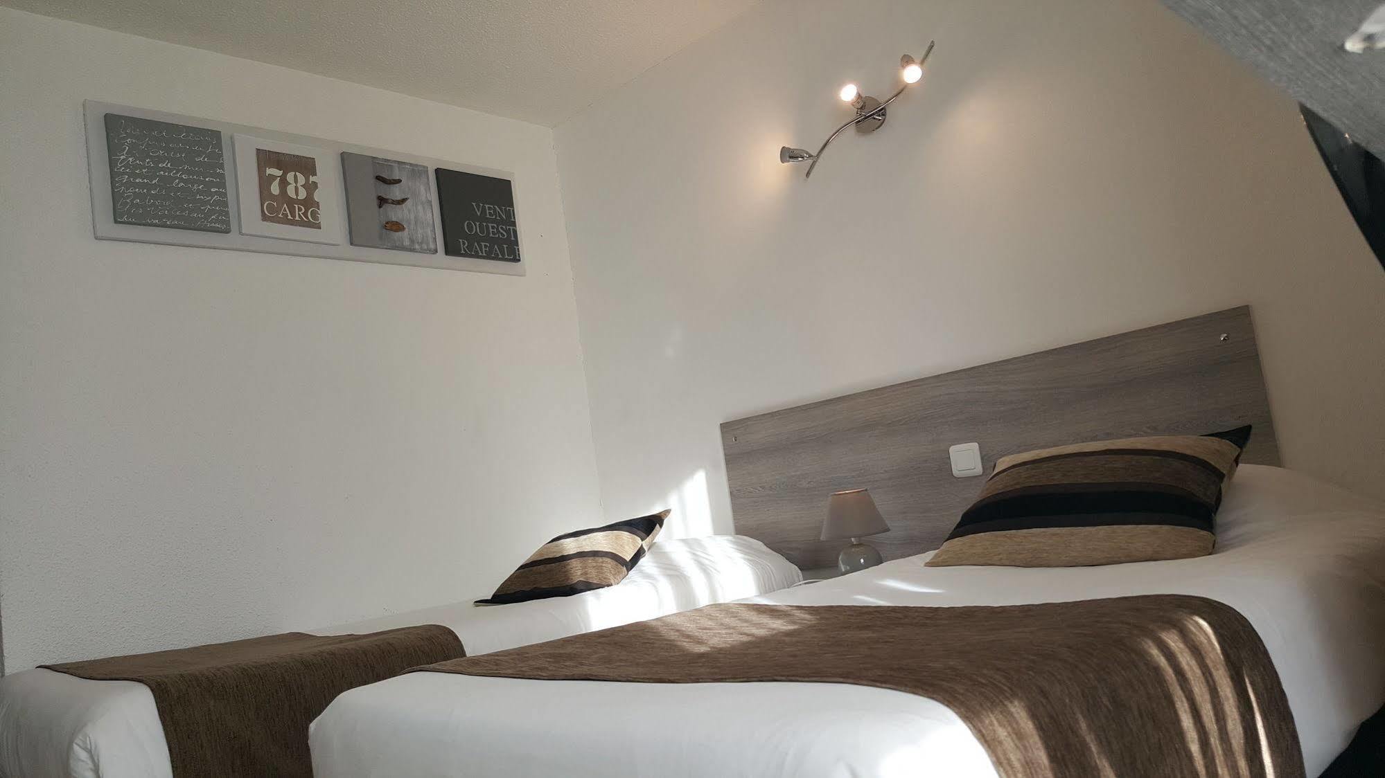 Hotel Eclipse Magnanville Экстерьер фото
